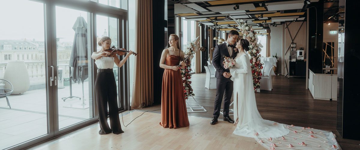 marenuhlenhaut_weddings-violinistin